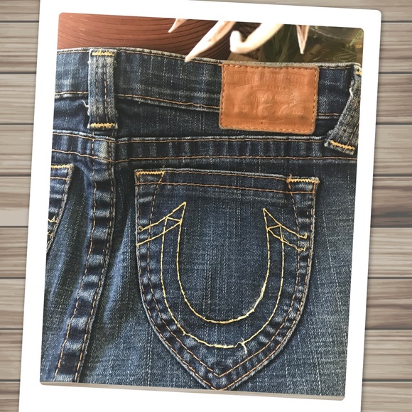 TRUE RELIGION Premium Denim Mini Skirt! - Picture 5 of 5